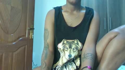 Snapshot of domecesy chatting on November 22, 10:31 pm Amarie noels online show from November 22, 10:31 pm