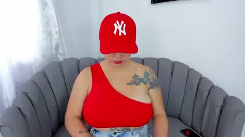 Snapshot of domina0 chatting on June 27, 12:10 pm domi online show from June 27, 12:10 pm