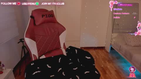 Snapshot of domina_deivis chatting on January 25, 8:53 am I WILL BE BACK ON WEDNESDAY DECEMBER 4 0100AM COLOMBIA TIME online show from January 25, 8:53 am