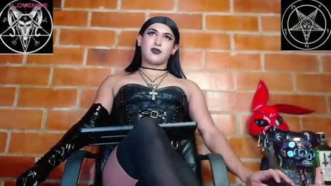 Lilith online show from January 25, 3:40 am