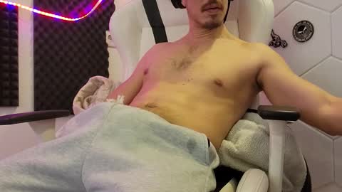 Snapshot of dominance chatting on February 2, 12:48 pm Master Dominance online show from February 2, 12:48 pm