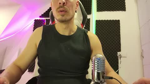 Snapshot of dominance chatting on March 5, 6:04 pm Master Dominance online show from March 5, 6:04 pm