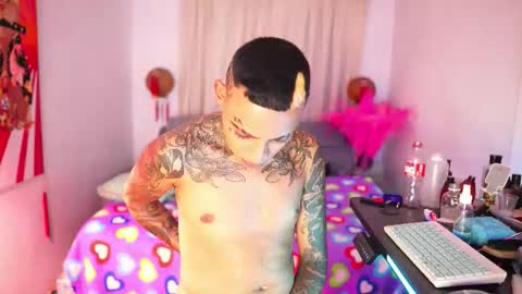 jjhoy online show from October 22, 6:57 am