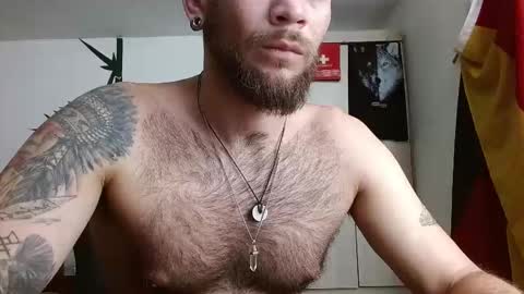 Snapshot of dominantthewolf chatting on March 4, 3:18 pm Logan - INDEPENDET MODEL online show from March 4, 3:18 pm