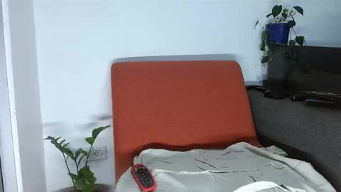 Snapshot of dominantthewolf chatting on March 26, 12:39 am Logan - INDEPENDET MODEL online show from March 26, 12:39 am