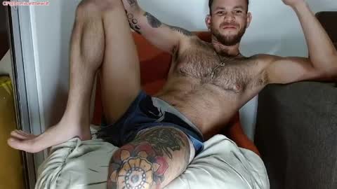 Snapshot of dominantthewolf chatting on April 16, 8:04 am Logan - INDEPENDET MODEL online show from April 16, 8:04 am