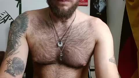 Logan - INDEPENDET MODEL online show from May 24, 7:30 pm