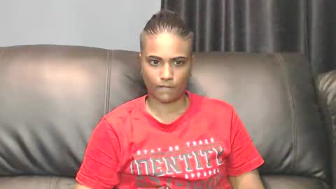 Snapshot of dominate_stud chatting on January 10, 10:39 am dominate_stud online show from January 10, 10:39 am