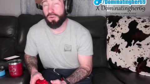 Snapshot of dominatingher69 chatting on February 10, 5:09 pm dominatingher69 online show from February 10, 5:09 pm