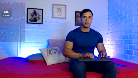 Snapshot of dominc_berry chatting on October 10, 11:20 am Dominc berry online show from October 10, 11:20 am