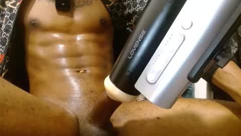 dominic751 online show from December 20, 3:30 pm