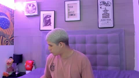 DOMI online show from April 6, 3:26 am