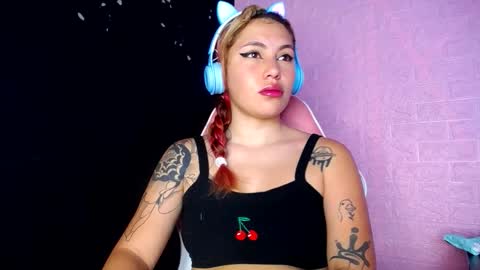 Snapshot of dominic_queen chatting on February 11, 11:26 am online show from February 11, 11:26 am