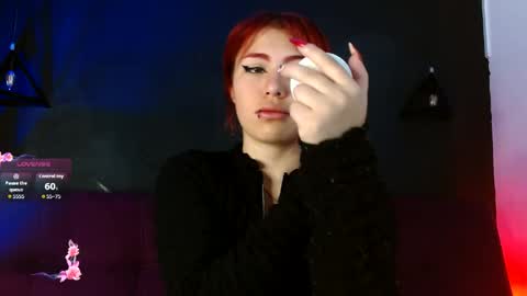 Snapshot of dominic_queen chatting on June 5, 11:49 am online show from June 5, 11:49 am