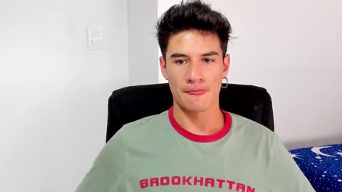 Your real love online show from December 1, 7:30 pm