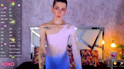 Dominic online show from October 16, 2:29 pm