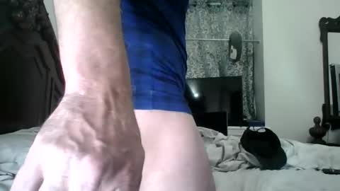 luis online show from March 4, 2:06 am