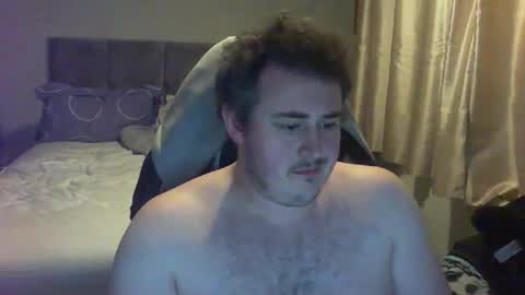 dominicb03 online show from May 2, 8:14 pm