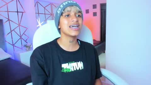 Snapshot of dominick_joness chatting on January 8, 12:06 am Dominick online show from January 8, 12:06 am