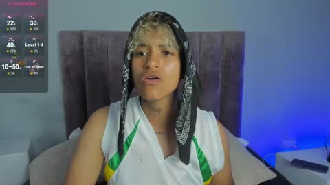 Snapshot of dominick_joness chatting on February 1, 2:05 am Dominick online show from February 1, 2:05 am