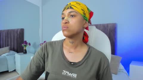 Snapshot of dominick_joness chatting on February 12, 11:51 pm Dominick online show from February 12, 11:51 pm