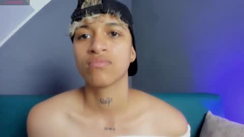 Snapshot of dominick_joness chatting on March 7, 7:49 pm Dominick online show from March 7, 7:49 pm