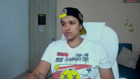 Snapshot of dominick_joness chatting on September 22, 10:45 pm Dominick online show from September 22, 10:45 pm