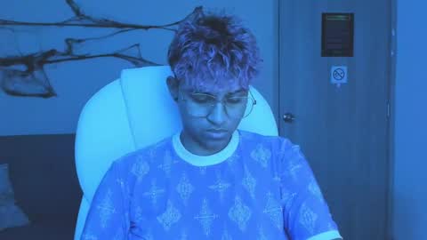 Snapshot of dominick_joness chatting on October 9, 6:00 am Dominick online show from October 9, 6:00 am