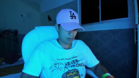 Snapshot of dominick_joness chatting on October 14, 4:57 am Dominick online show from October 14, 4:57 am