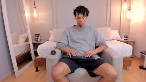 Dominick Star online show from November 3, 3:41 am