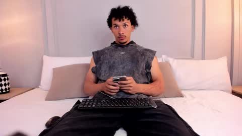 Dominick Star online show from February 11, 12:32 pm