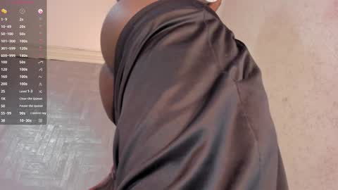 Dominicscott online show from February 5, 1:49 pm