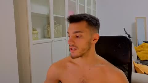 dominicvalente online show from February 7, 6:11 pm