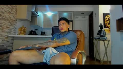 Only fans Ronnie col---InstaRonniecolleman  online show from November 10, 1:15 am