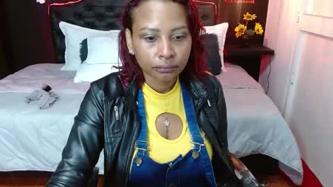  D O M I N K  online show from February 5, 2:08 am