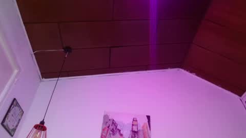  D O M I N K  online show from March 6, 9:22 pm