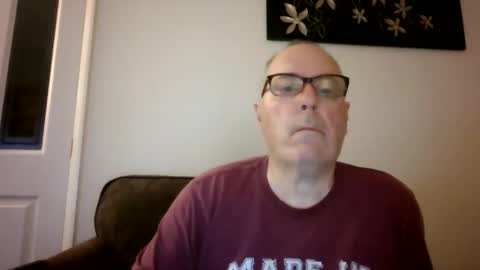 Snapshot of domjolly08 chatting on October 5, 9:24 pm David uk online show from October 5, 9:24 pm
