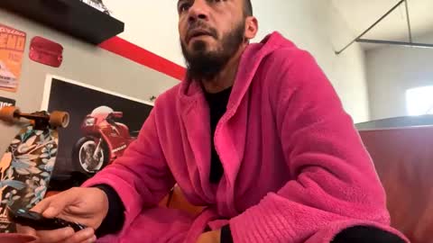 domnu_ozfutura online show from February 2, 10:57 am