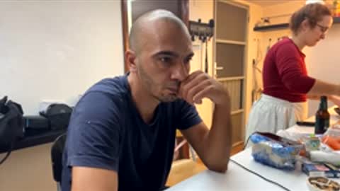 domnu_ozfutura online show from November 30, 1:48 pm