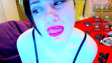Snapshot of dompanther69 chatting on December 28, 7:00 am DomPanther69 online show from December 28, 7:00 am