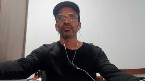 don__chi online show from February 22, 1:22 am