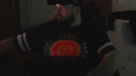 donchriiis online show from March 2, 1:19 am