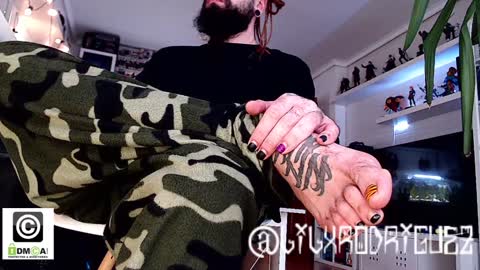 Snapshot of dondehaypelohayalegria chatting on January 3, 3:44 pm I DIGZ .K.. D .K.. PIG PPP online show from January 3, 3:44 pm