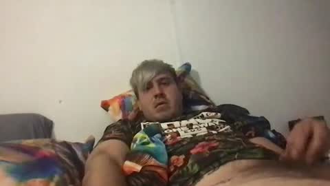 Snapshot of doniboy212805 chatting on February 24, 6:39 pm doniboy online show from February 24, 6:39 pm