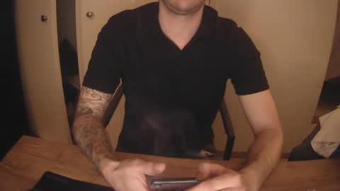 Papi online show from April 14, 8:59 pm