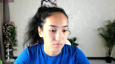 Aura online show from September 22, 3:41 am