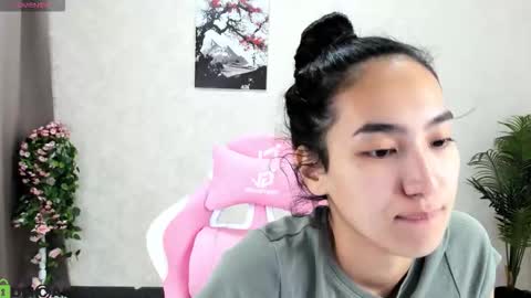 Aura online show from October 28, 2:59 am