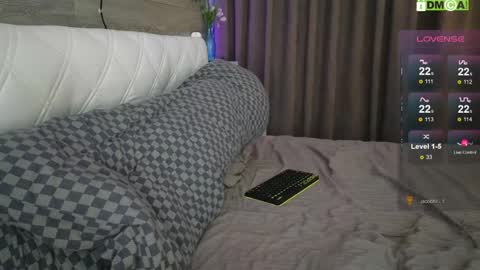 Nikon online show from April 15, 7:58 pm