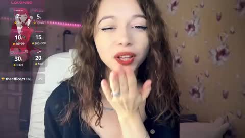 Snapshot of dontoke_ chatting on December 3, 8:06 pm Nicole online show from December 3, 8:06 pm