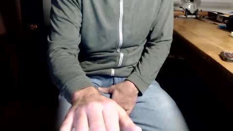 Snapshot of dontworryjustwatch chatting on February 11, 2:46 am dontworryjustwatch online show from February 11, 2:46 am